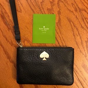 Kate Spade black leather wristlet, perf condition